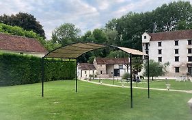 Moulin De Moulignon B&B